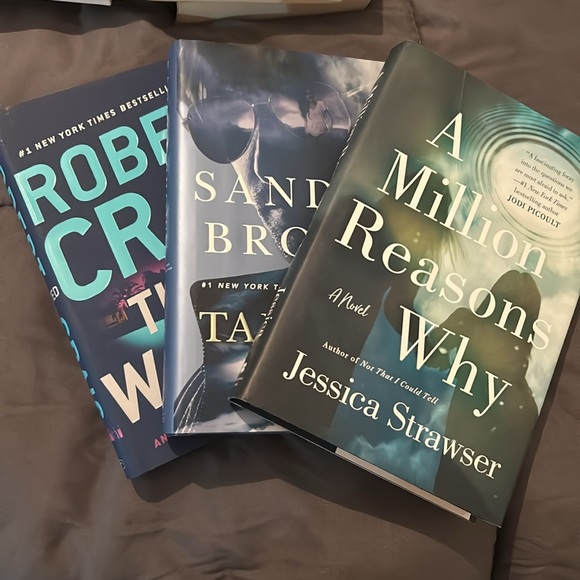 Hardcover Books - Picture 1 of 7